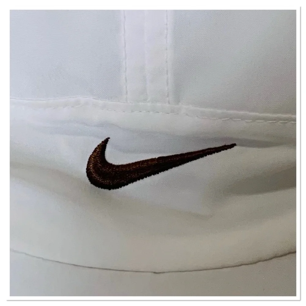 Nike Vintage Tailwind 7 Panel Featherlight Dri Fit Running Cap Hat White Brown